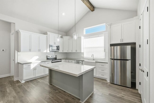 Building Photo - 200 Waikakaaua Dr