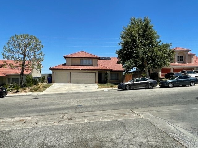 Building Photo - 38470 Desert Flower Dr