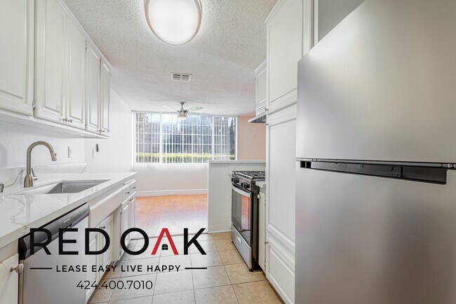 Building Photo - 2 Weeks Free Move-in Special! Spacious Two...