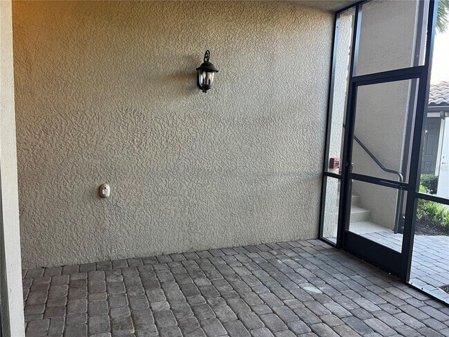 Building Photo - 5558 Palmer Cir