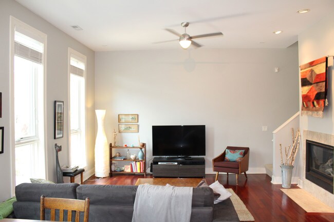 Living Room - 1019 Marcy Plaza