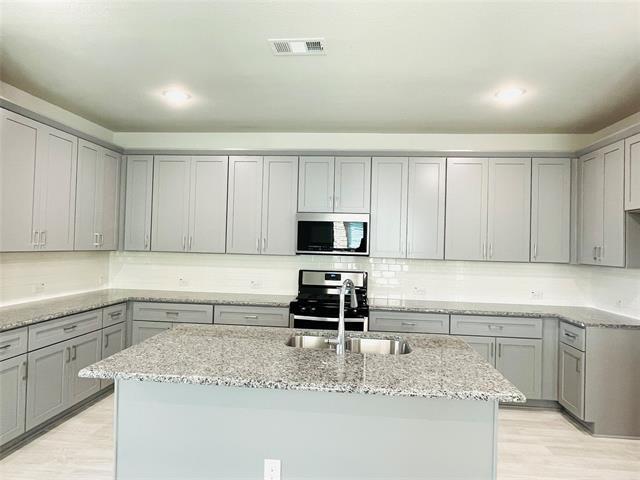 Foto del edificio - 1052 Norias Dr