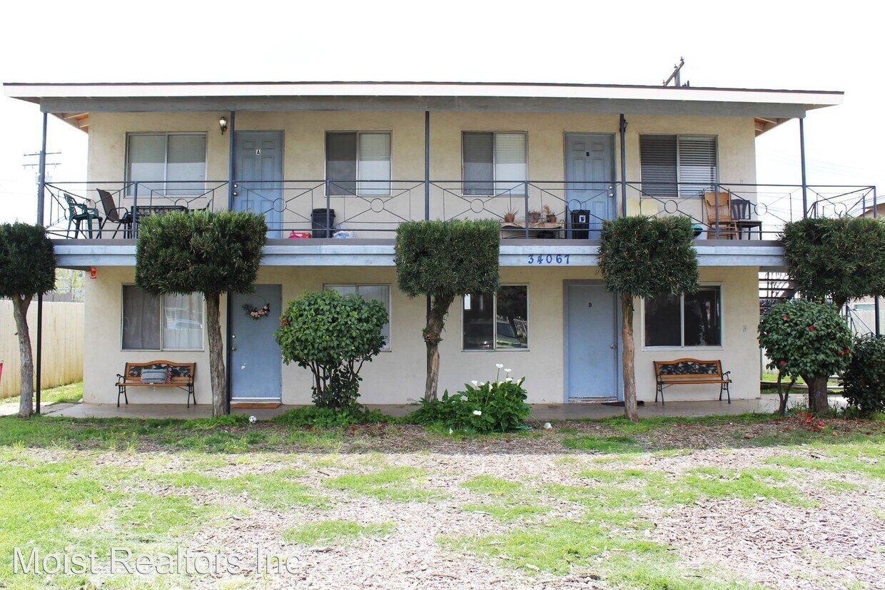 34067 Ave J, Yucaipa, CA 92399 Room for Rent in Yucaipa, CA