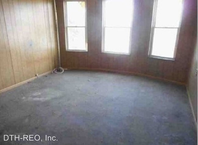 Building Photo - 1307 Vine St