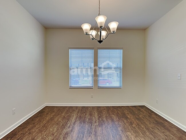 Foto del edificio - 13 Crabapple Cir