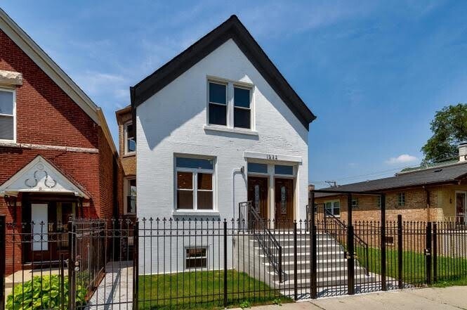Primary Photo - 1532 N Central Park Ave