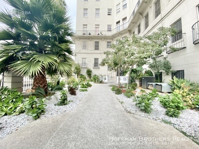 Foto del edificio - 2505 W 6th St