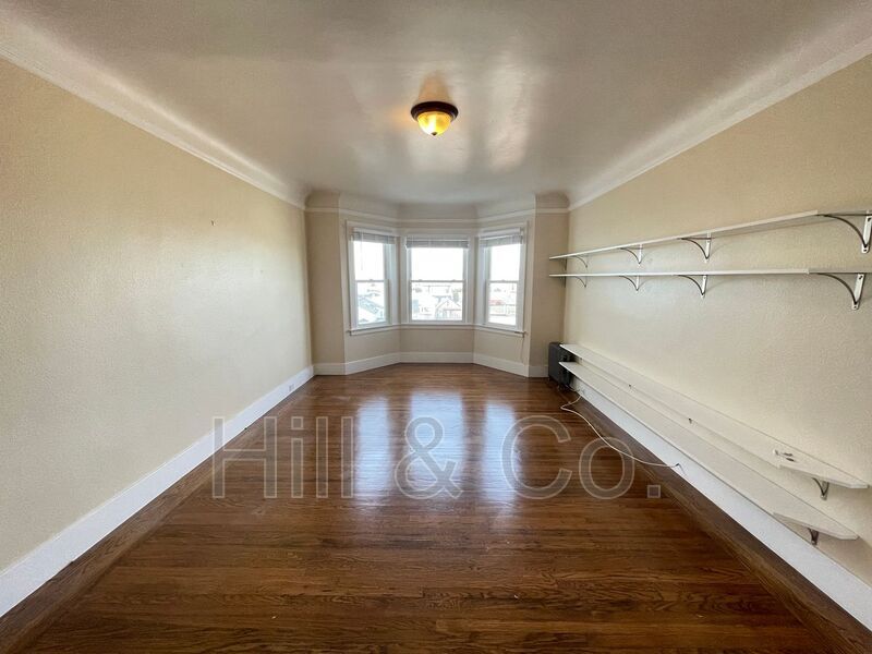 Primary Photo - 2340 Filbert St