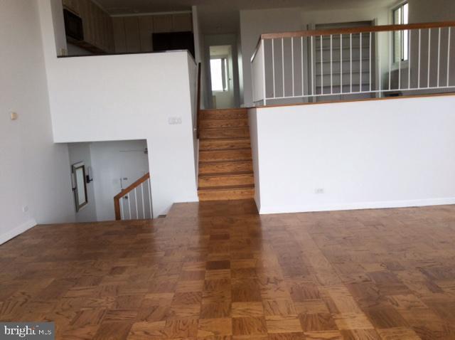 Foto del edificio - 1200 N Nash St