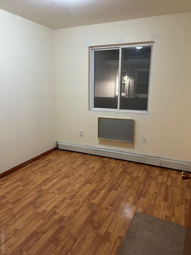 Foto del edificio - 145-19 220th St