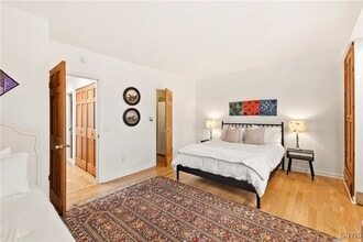 Building Photo - 18 E Genesee St