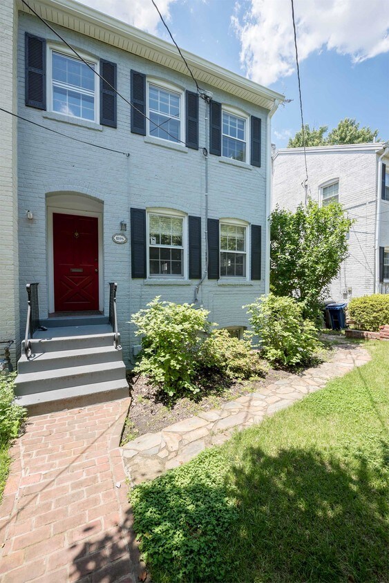 Primary Photo - 1208 Portner Rd
