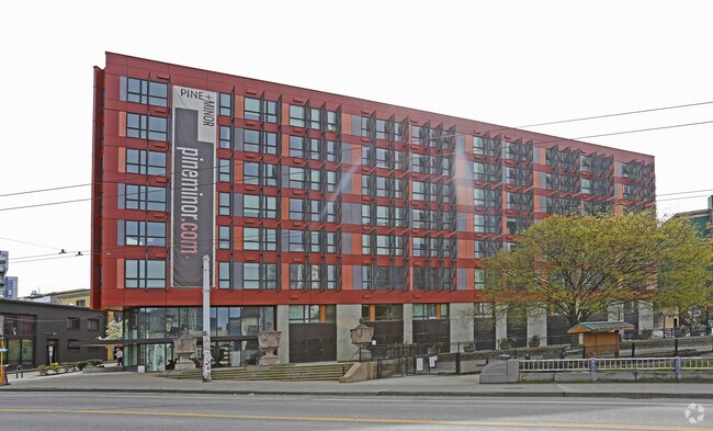 Foto del edificio - Pine Minor