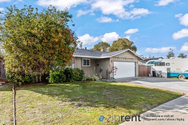 Building Photo - 4 br, 2 bath House - 5621 Drysdale Dr, San...