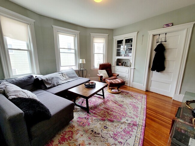 Foto del edificio - 86 Conwell Ave