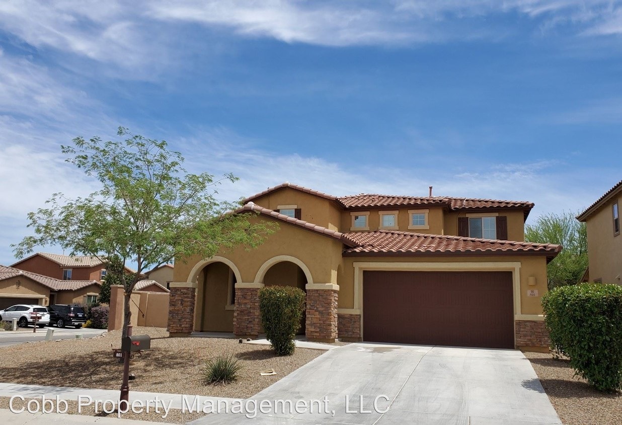 Primary Photo - 5 br, 3.5 bath House - 801 W Camino Capria