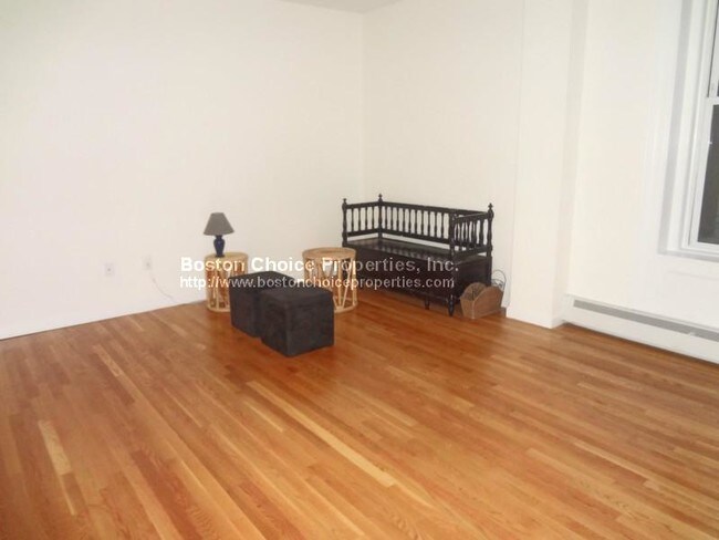 Foto del edificio - 483 Beacon St