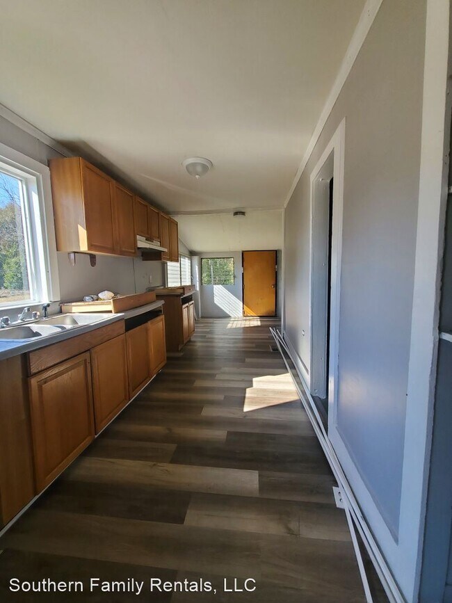 Building Photo - 3 br, 1 bath House - 134 Wrightsville Ave