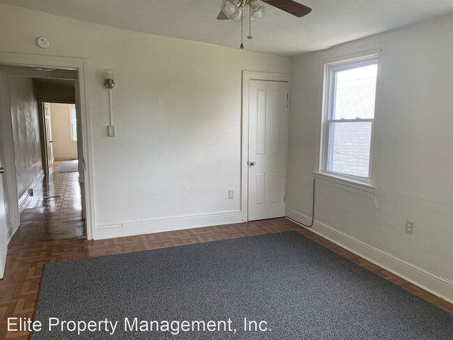 Building Photo - 3 br, 1 bath House - 123 N. Newberry St.