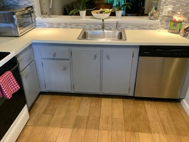 Building Photo - 22040 Palms Way