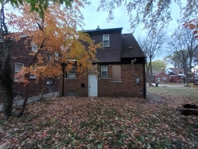 Foto del edificio - Charming 3 bedroom/1.5 bath Brick Home - Now Available!