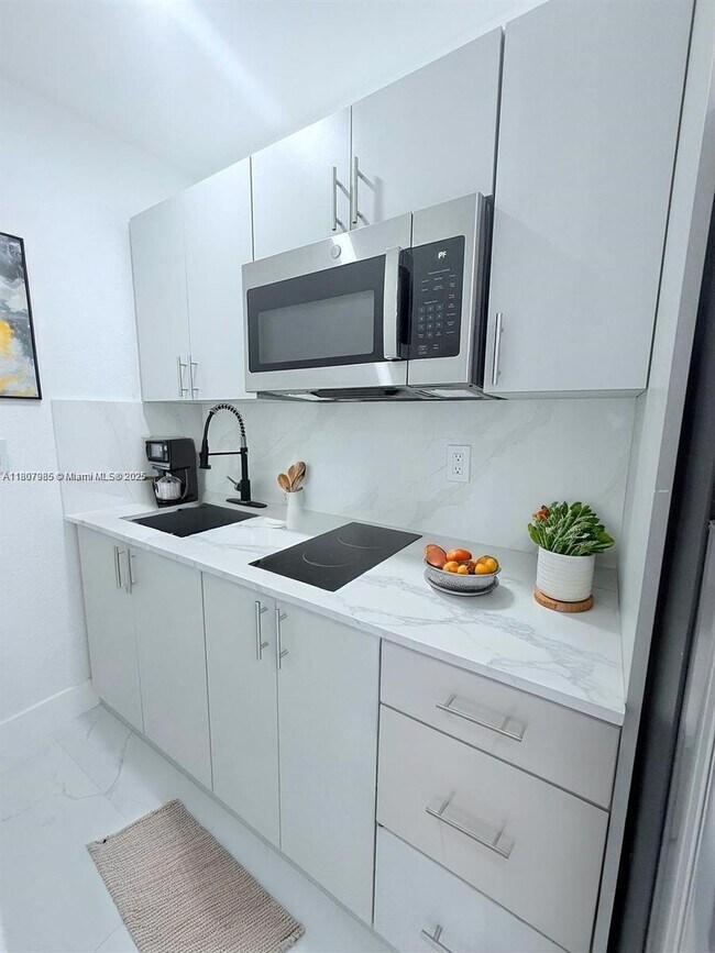 Foto del edificio - 1440 N 71st Ave