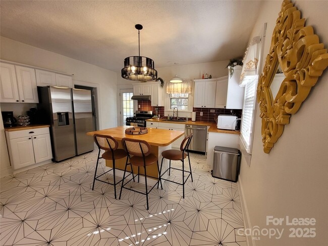 Foto del edificio - 718 Wood St