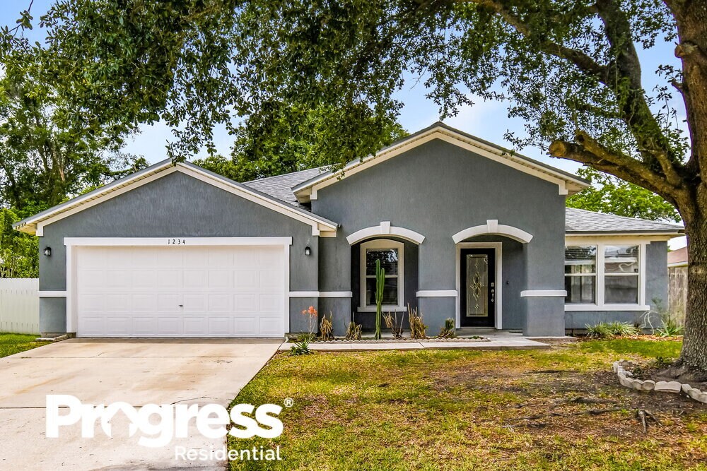 1234 Summit Oaks Dr W, Jacksonville, FL 32221 House for Rent in