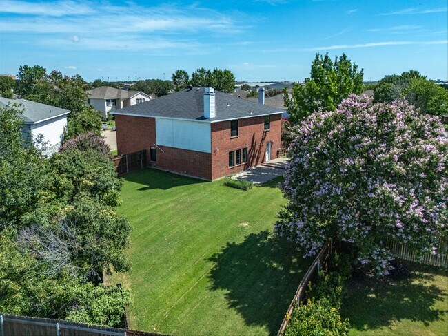 Foto del edificio - 5304 Los Altos Rd