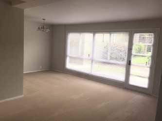 Building Photo - 227 Vidal Dr