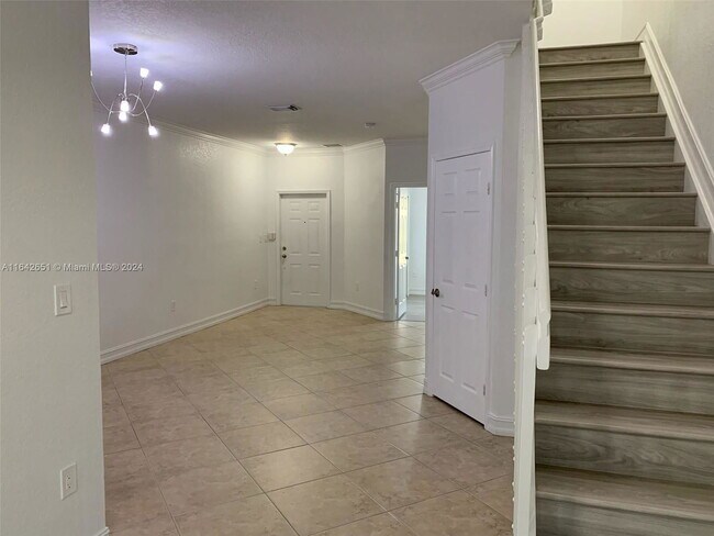 Foto del edificio - 10760 NW 82nd Terrace
