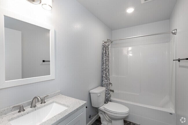 3HAB, 3BA - 1.480SF - Eastside Estates