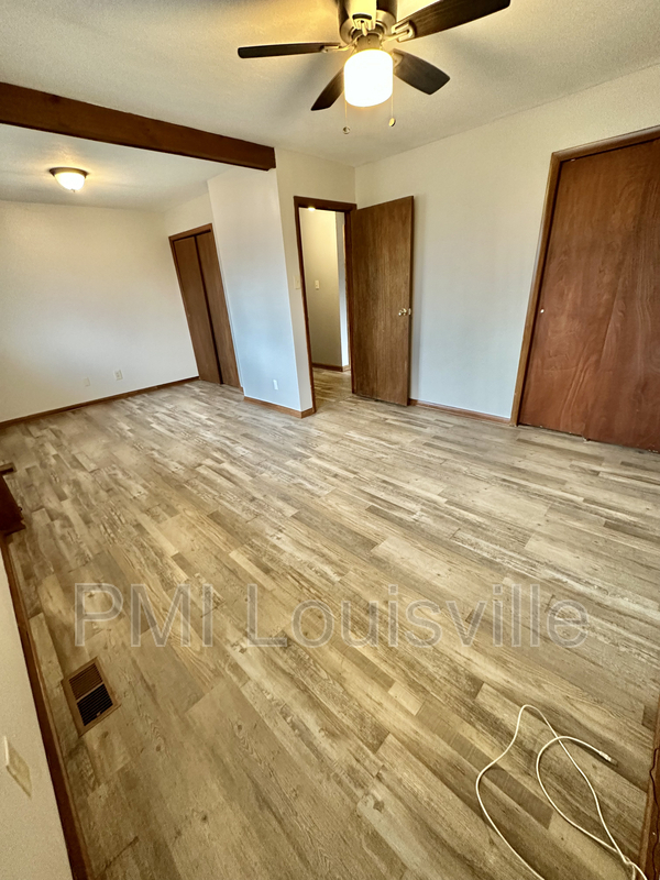 Building Photo - 8211 Sprint Ct