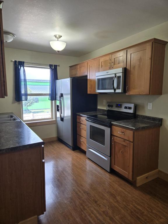 Building Photo - 3204 SK Loop