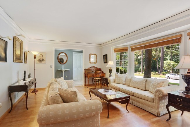 Foto del edificio - 5214 Davantry Dr