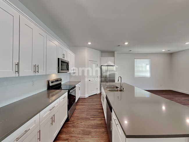 Foto del edificio - 10164 Mountain Crest St