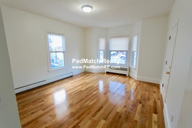 Building Photo - 55 Forest Ave