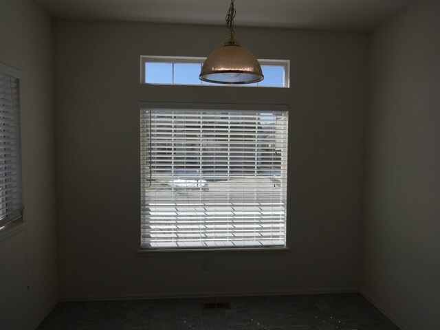 Building Photo - 9835 Kenton Circle