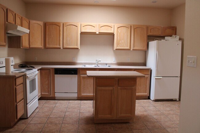 Foto del edificio - 3 Bedroom, 2 Bath Home for Rent