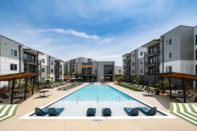 Photo - Ava Oakwood Apartments