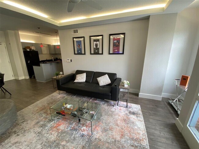 Foto del edificio - 711 W 26th St
