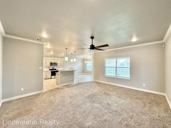 Building Photo - 4 br, 2 bath House - 904 Holliday Drive
