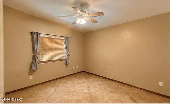 Foto del edificio - 1448 E Lester St