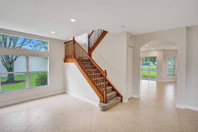 Foto del edificio - 8736 Woodgrove Harbor Ln