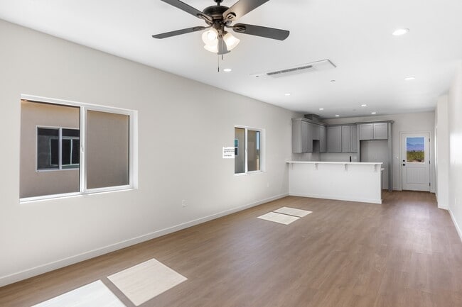 Building Photo - 17491 Granada Dr