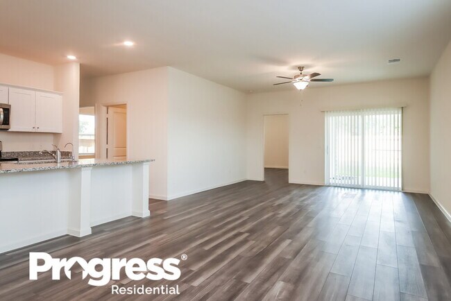 Building Photo - 7423 Evitale Way