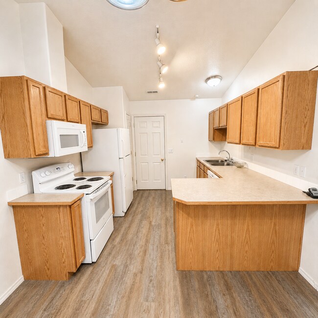 Foto del edificio - 55-59 E Jadynn Ct