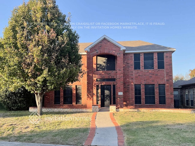 Building Photo - 10900 Huntington Rd