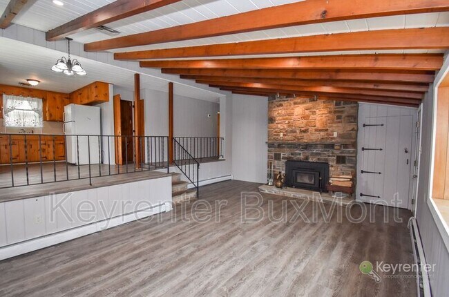 Building Photo - 134 Irish Meetinghouse Road