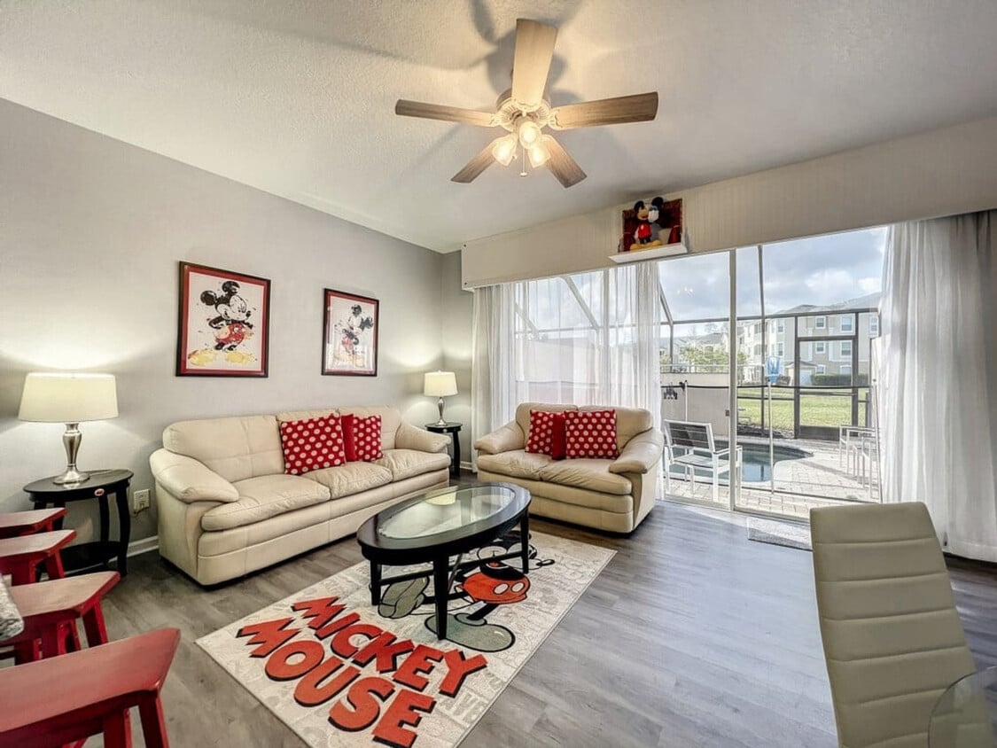 Foto principal - 2314 Silver Palm Dr